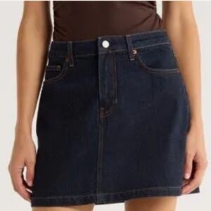 NWT Reformation Womens Rue High Rise Denim Mini Skirt Dark Wash Ondine SZ 25